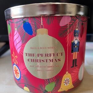New Bath & Body Works THE PERFECT CHRISTMAS  3 Wick Candle